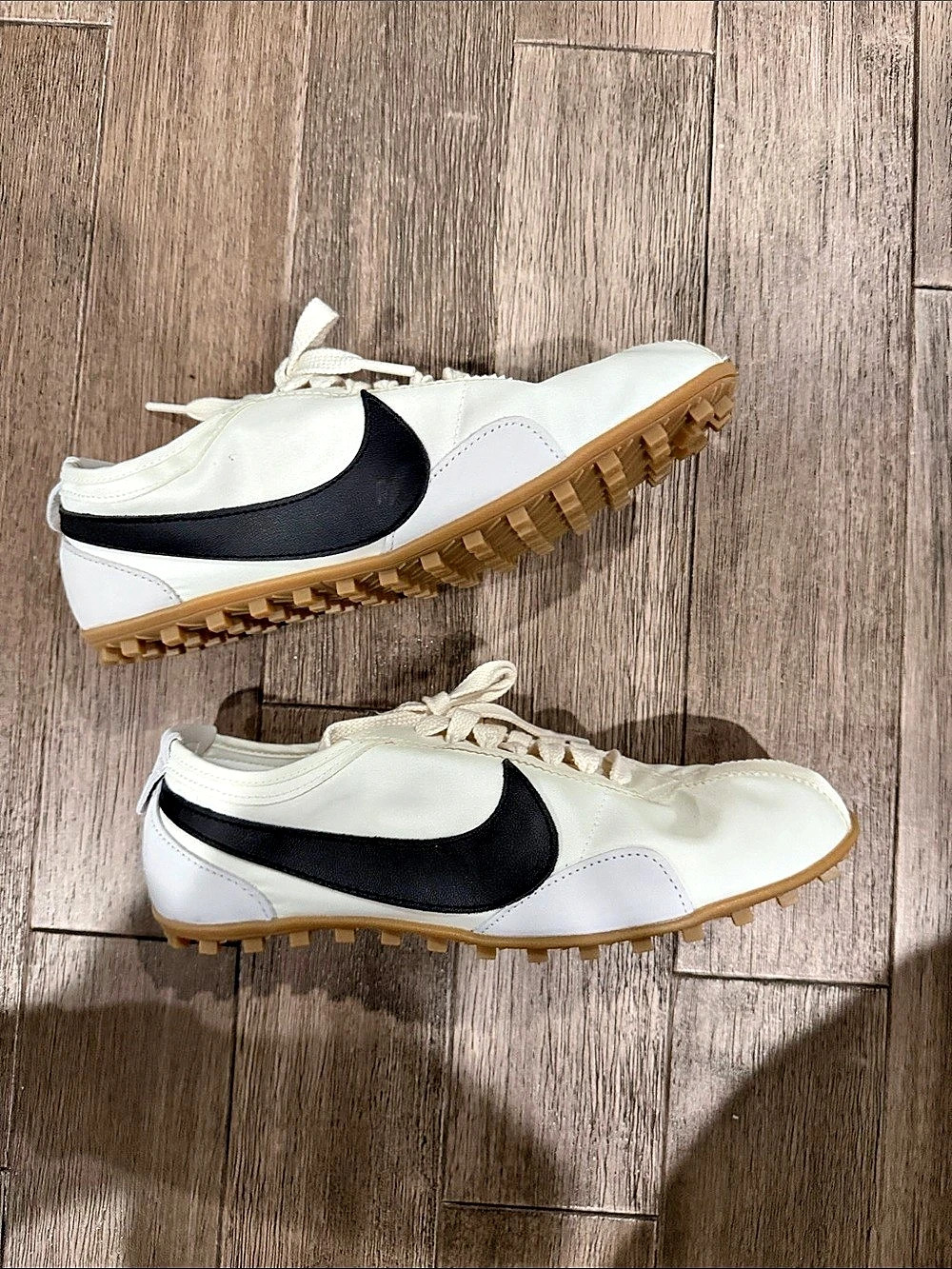 Nike moon shoe og Women's Sneakers White Black US 8.5